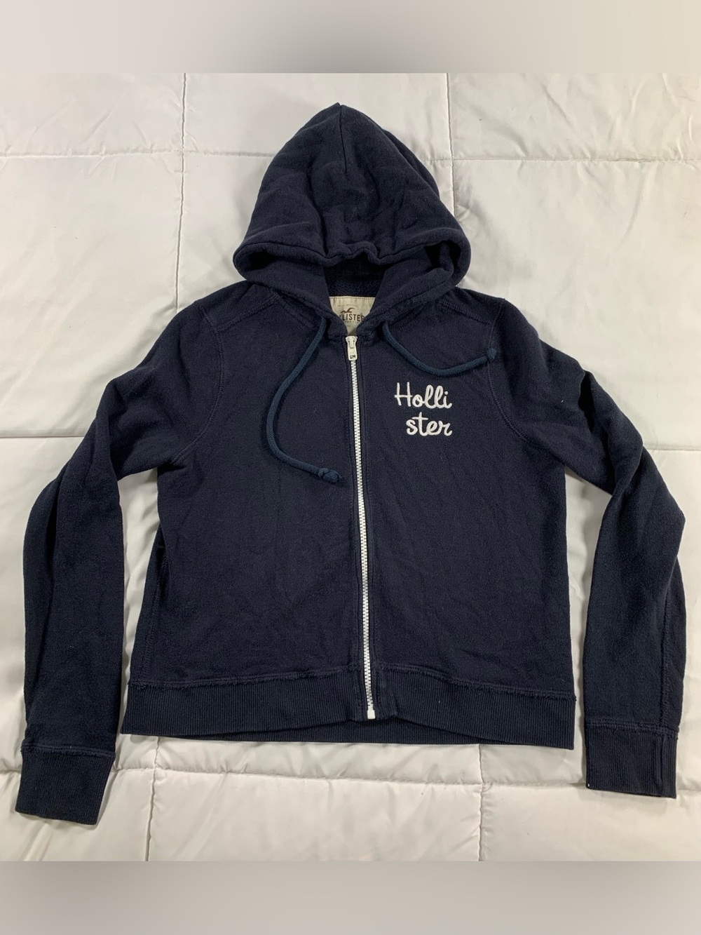 Pre-loved Hollister zip up sweater size M